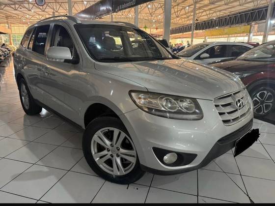 HYUNDAI SANTA FÉ 3.5 MPFI GLS 7 LUGARES V6 24V 285CV GASOLINA 4P AUTOMÁTICO HYUNDAI SANTA FÉ 3.5 MPFI GLS 7 LUGARES V6 24V 285CV GASOLINA 4P AUTOMÁTICO